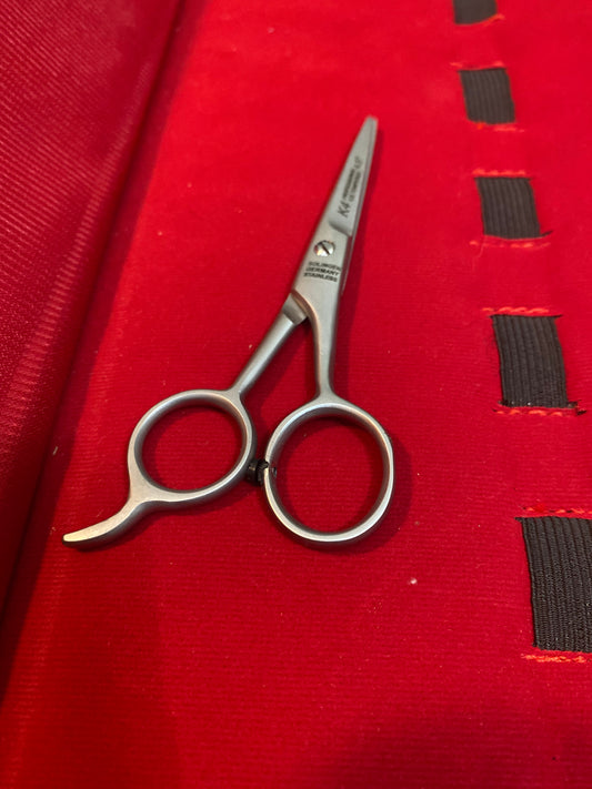 Mustache scissors