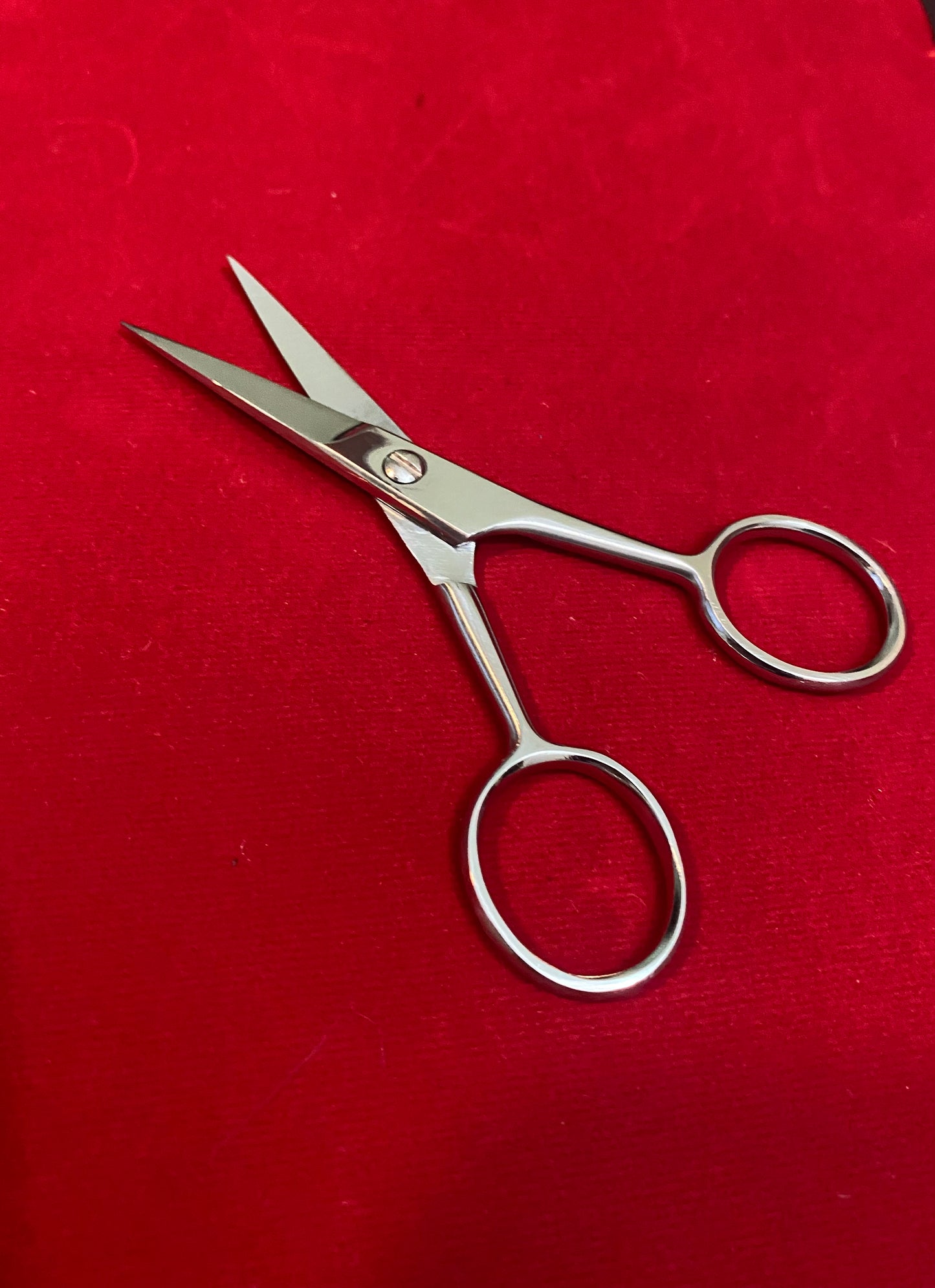 Mustache scissors