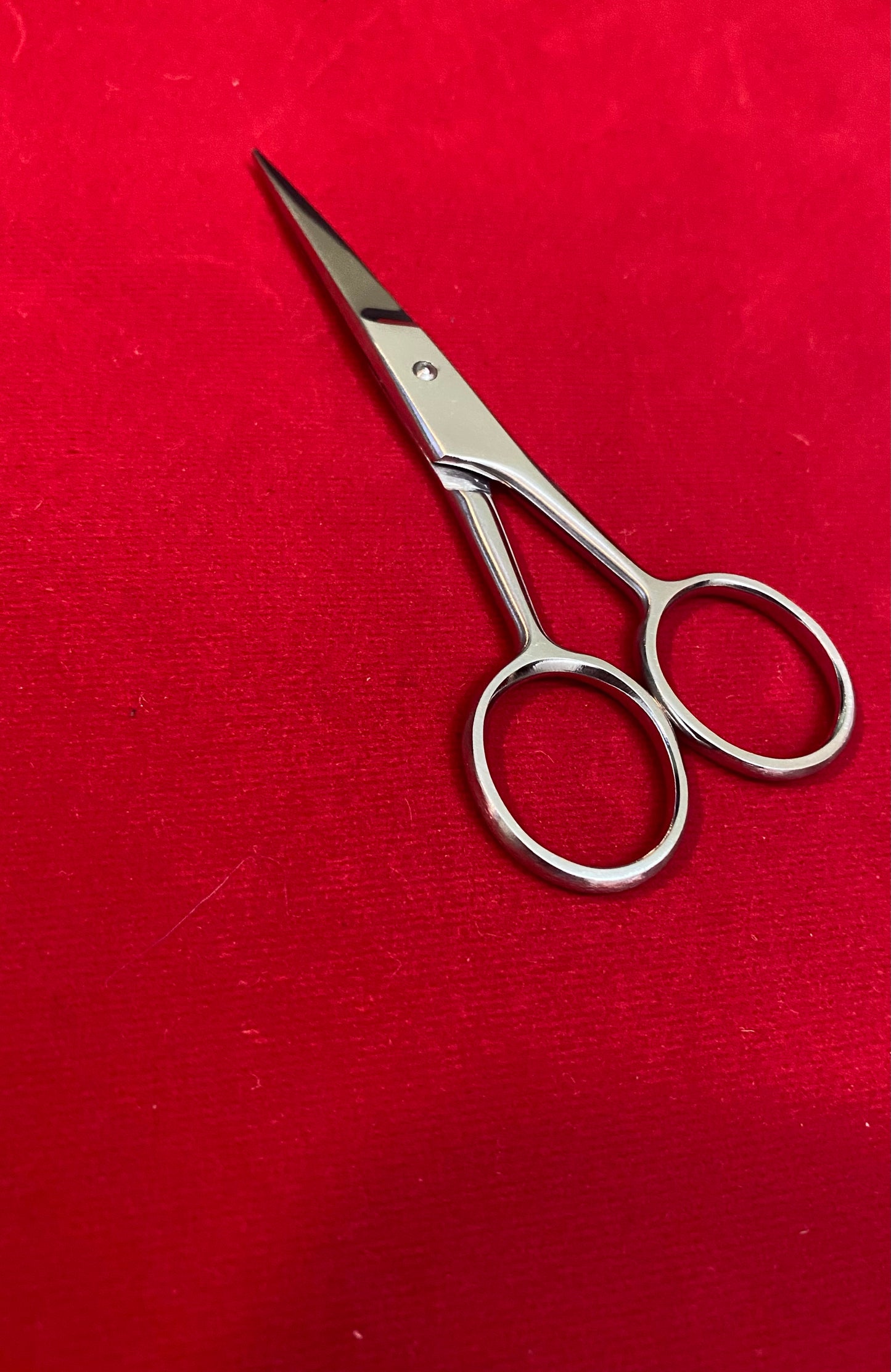 Mustache scissors