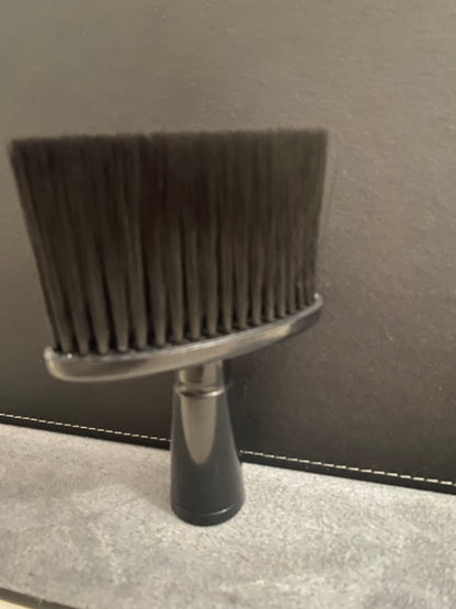 Dust brush